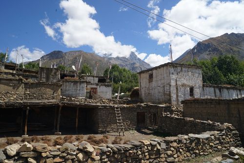 typical,tibetan,architecture,purang,village,mustang,nepal